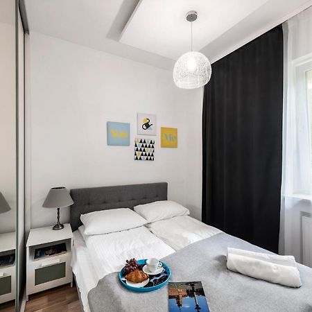 Shortstaypoland Wybrzeze Kosciuszkowskie Varsavia Esterno foto